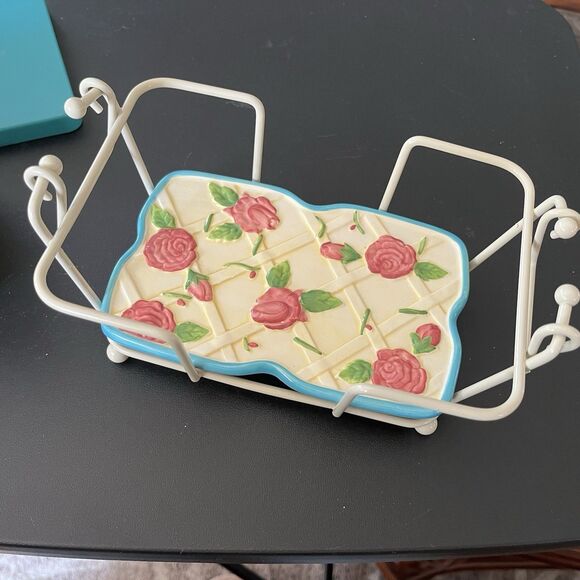 Temp-Tations Presentable Ovenware By Tara Roses 1Qt Loaf Pan Cover Trivet & Rack - Picture 4 of 9